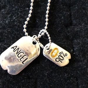 Necklace( costume jewelry)